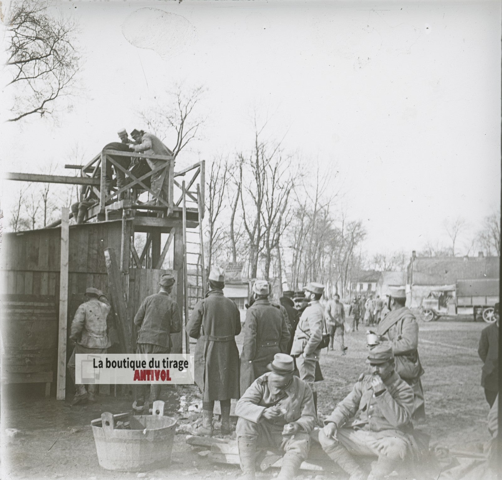 Construction, soldats guerre WW1, plaque verre photo ancienne stéréo 6x13 cm