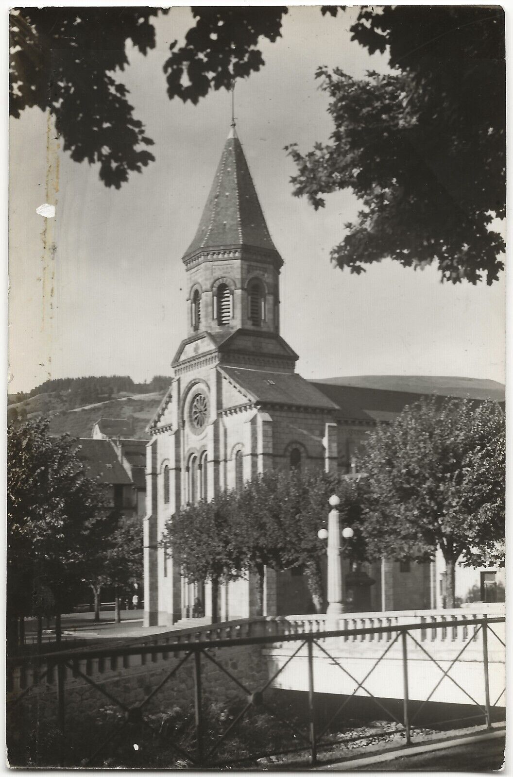 Plaque verre photo ancienne négatif noir & blanc 9x14 cm, La Bourboule, église