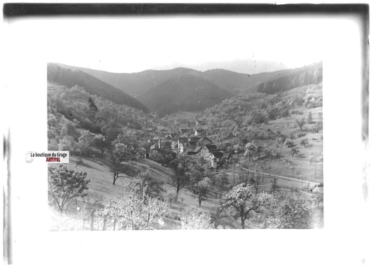 Plaque verre photo ancienne positif noir et blanc 13x18 cm campagne village