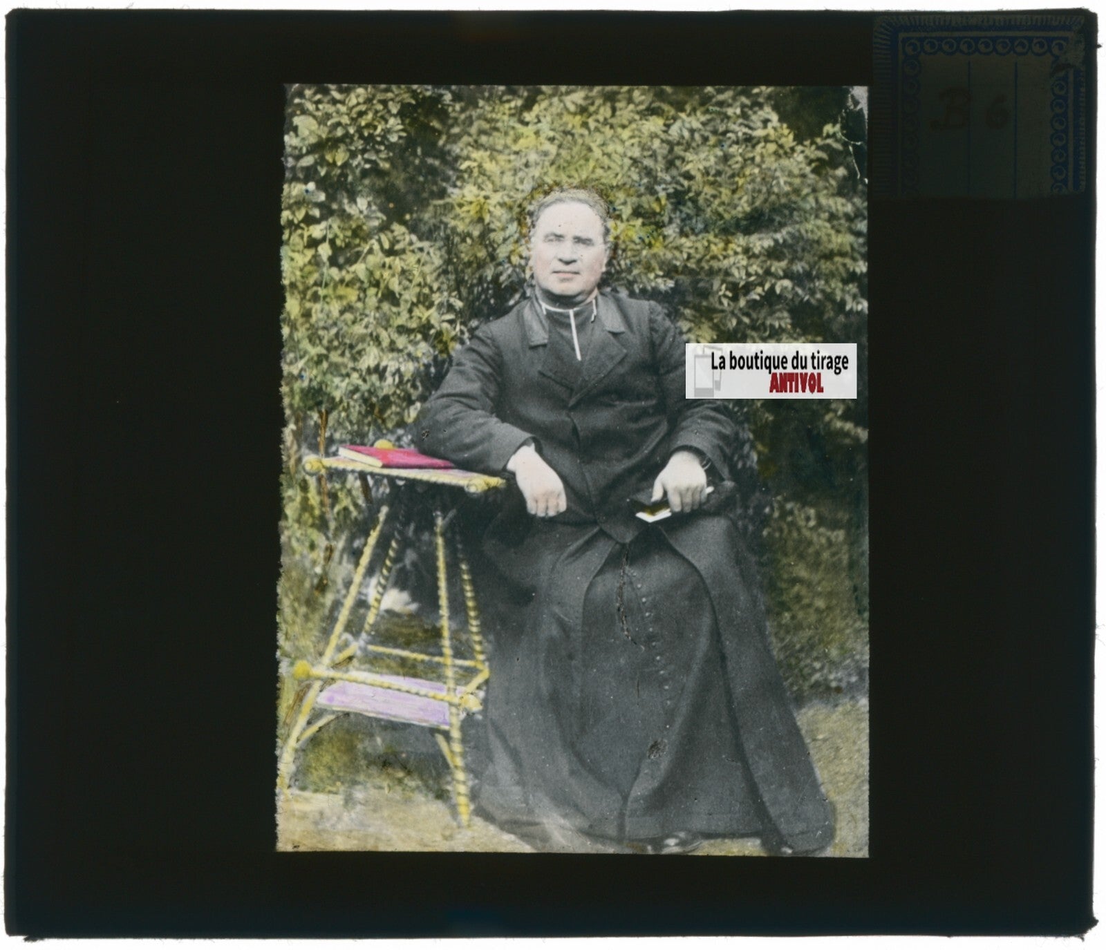 Religion, prêtre, photo couleur, ancienne plaque verre, positif 8,5x10 cm