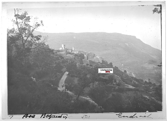 Plaque verre photo positif noir et blanc 13x18 cm Bézaudun route paysage village