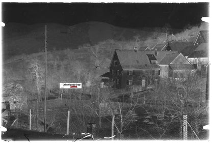Maison à situer, France, Plaque verre photo, négatif noir & blanc 10x15 cm