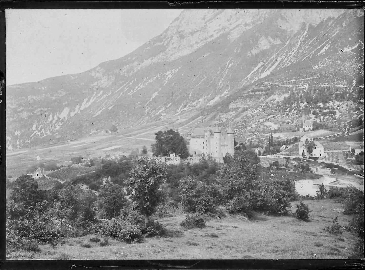 Plaque verre photo ancienne négatif 6x9 cm village ancien Culoz, glass plate 