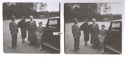 Voiture ancienne, Plaque verre photo stéréo, positif noir & blanc 6x13 cm
