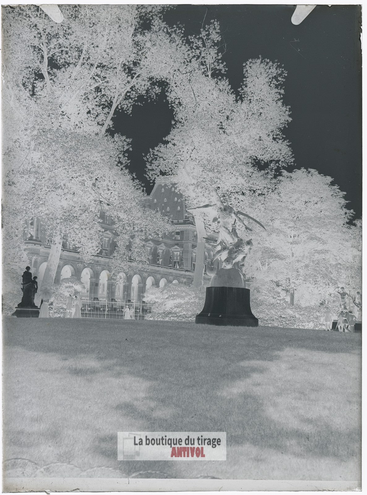 Paris, Jardin Carrousel, Louvre, plaque verre, photo ancienne, négatif 9x12 cm