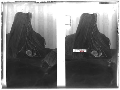 Bébé, naissance, Plaque verre photo ancienne, négatif noir & blanc 9x12 cm