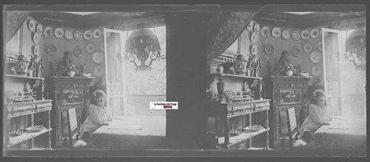 Salon, fillette, Plaque verre photo stéréo, négatif noir & blanc 4,5x10,7 cm