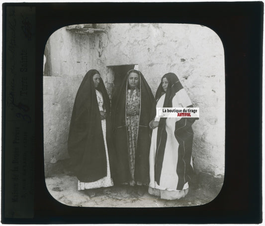 Femmes de Nazareth, photo plaque verre, noir & blanc, positif 8,5x10 cm