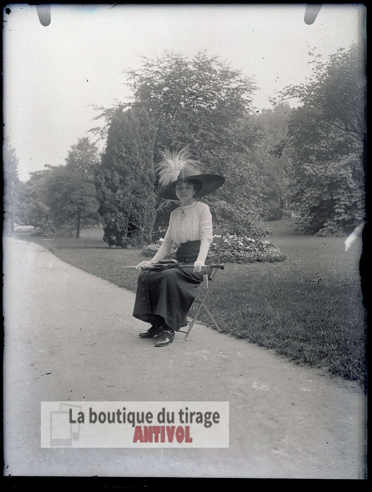 Portrait d'une femme en robe, plaque verre, photo ancienne, négatif 9x12 cm
