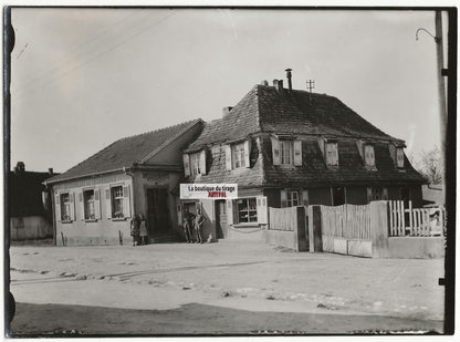 Plaque verre photo ancienne négatif noir et blanc 13x18 cm restaurant Alsace