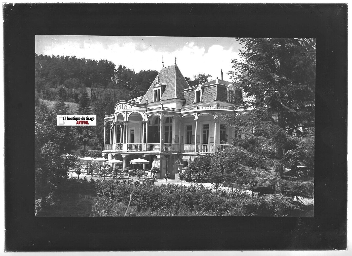 Plaque verre photo ancienne positif noir & blanc 13x18 cm Saint-Nectaire casino