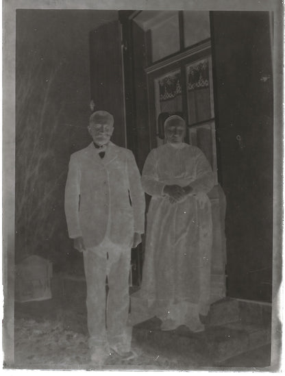 Plaque verre photo ancienne noir et blanc négatif 9x12 cm couple maison glass 