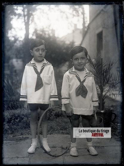 Portrait de deux jeunes garçons, plaque verre photo ancienne, négatif 9x12 cm