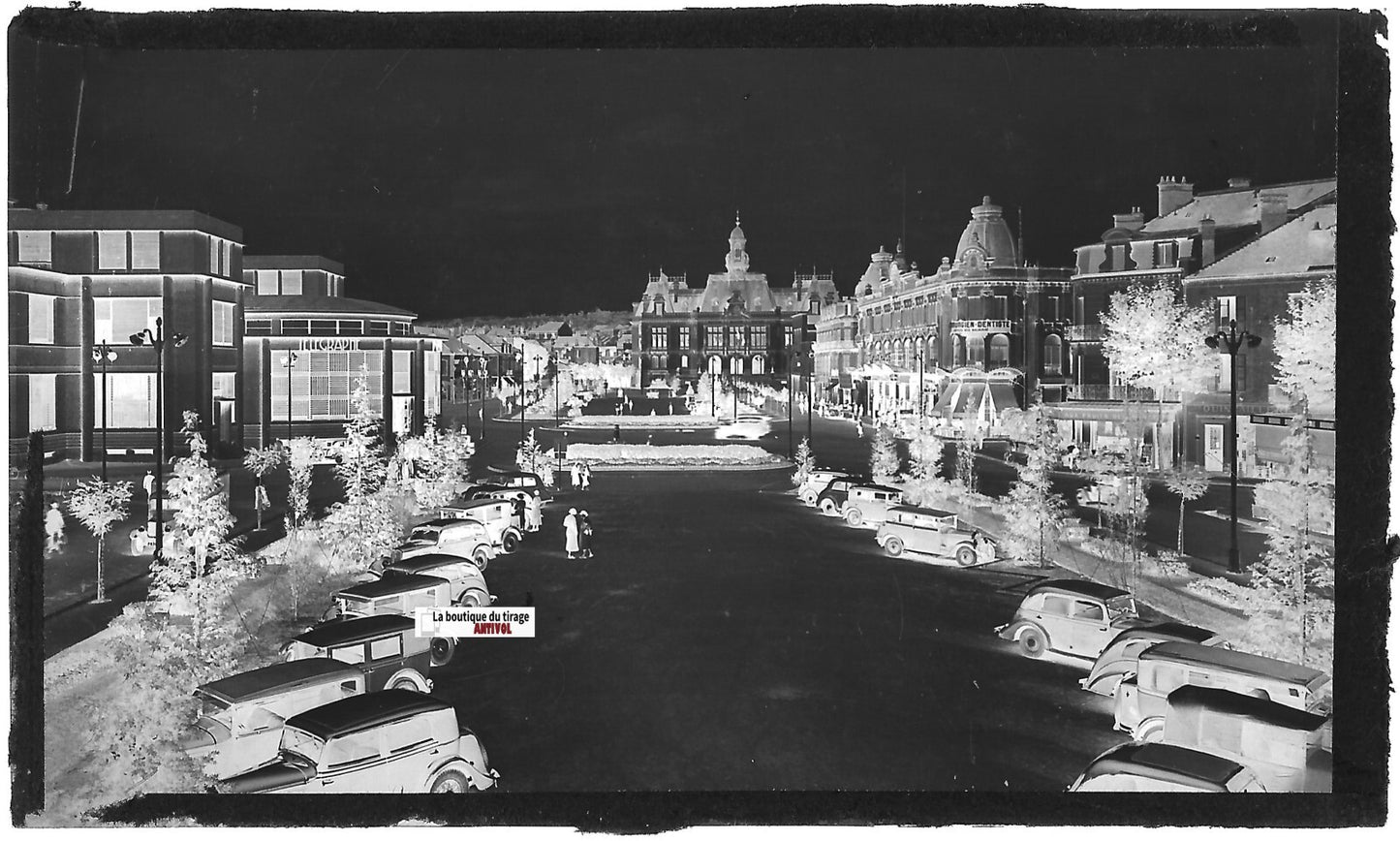 Vichy, place de La Poste, Plaque verre photo, négatif noir & blanc 6x11 cm