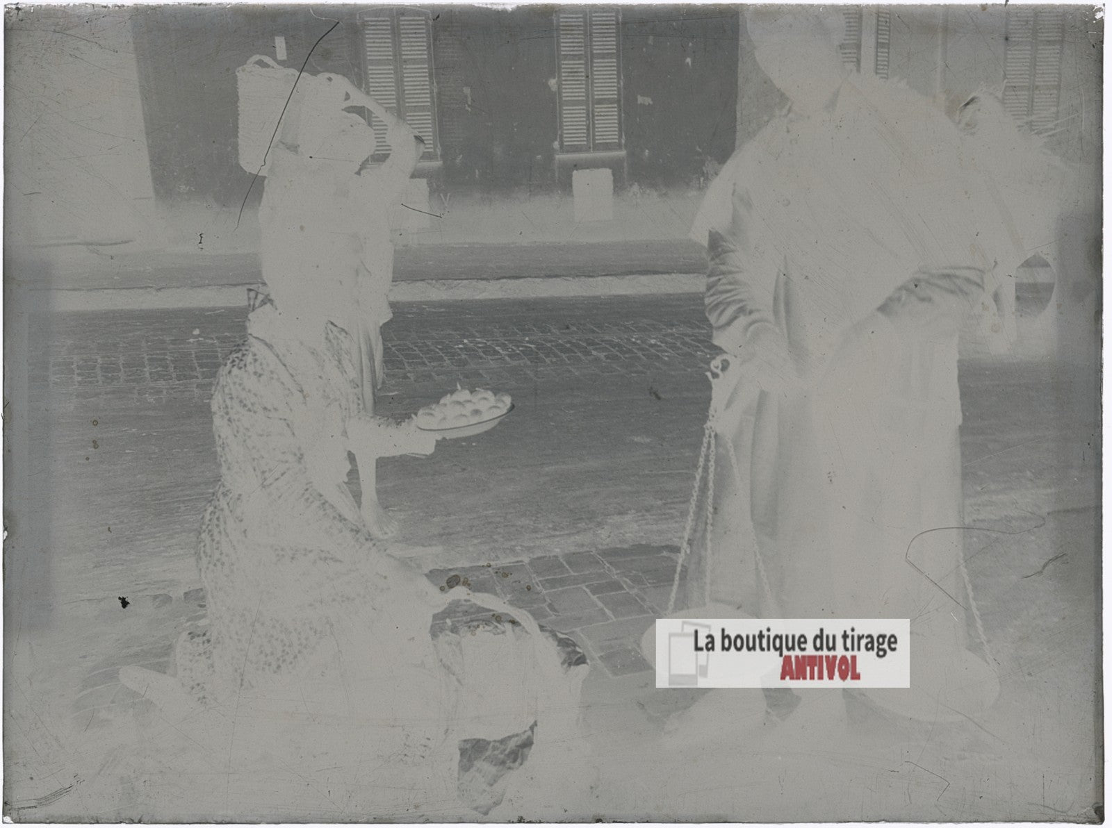 Marchands ambulants, Tunisie, plaque verre photo ancienne, négatif 9x12 cm
