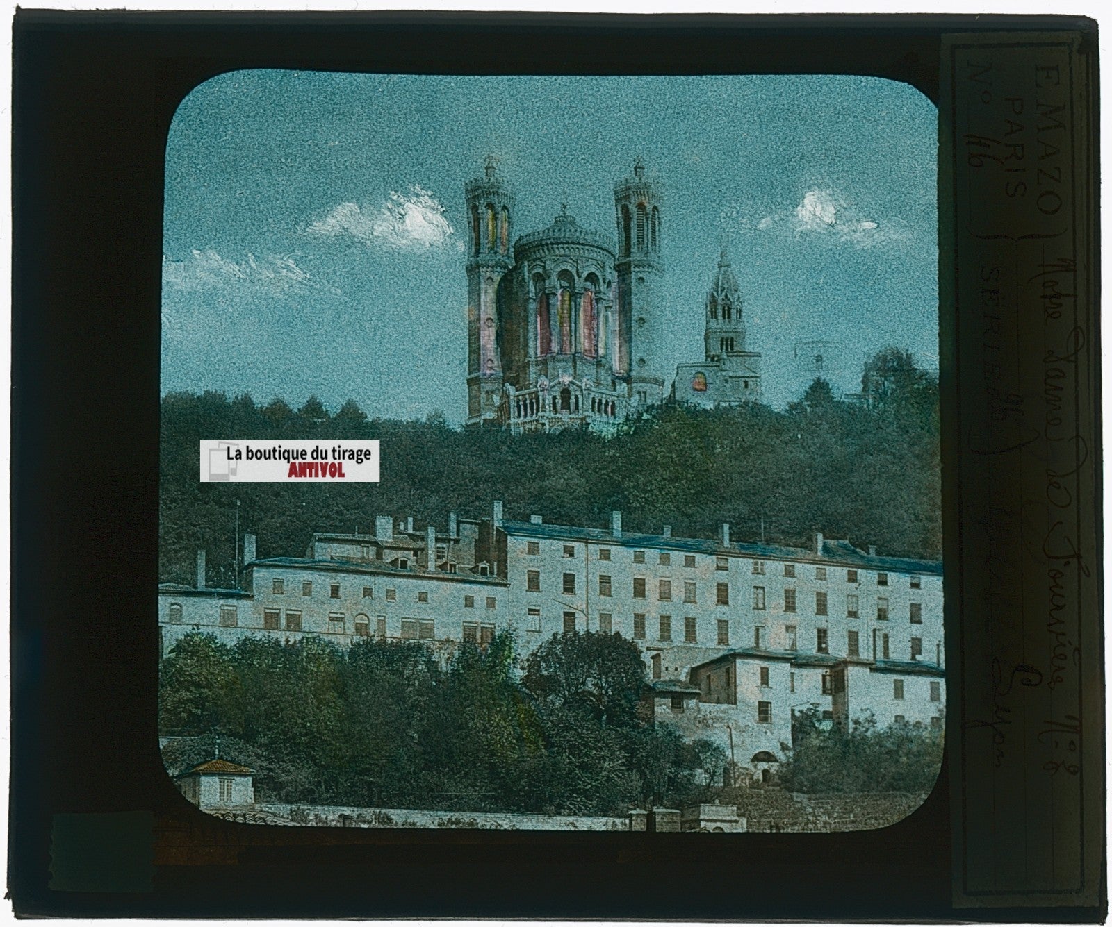 Basilique Notre-Dame de Fourvière Lyon, plaque ancienne verre couleur, 8,5x10 cm