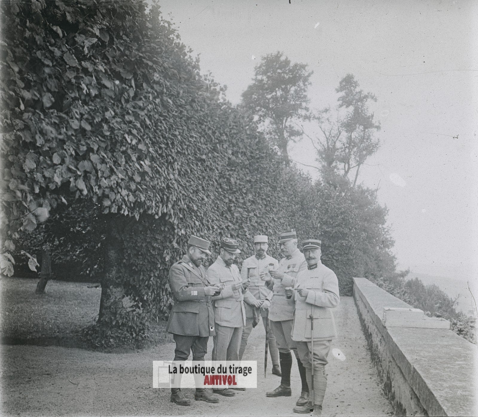 Officiers français, courrier, WW1, plaque verre photo ancienne stéréo 6x13 cm