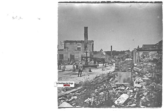 Guerre, Sermaize, Plaque verre photo stéréo, positif noir & blanc 4,5x10,7 cm