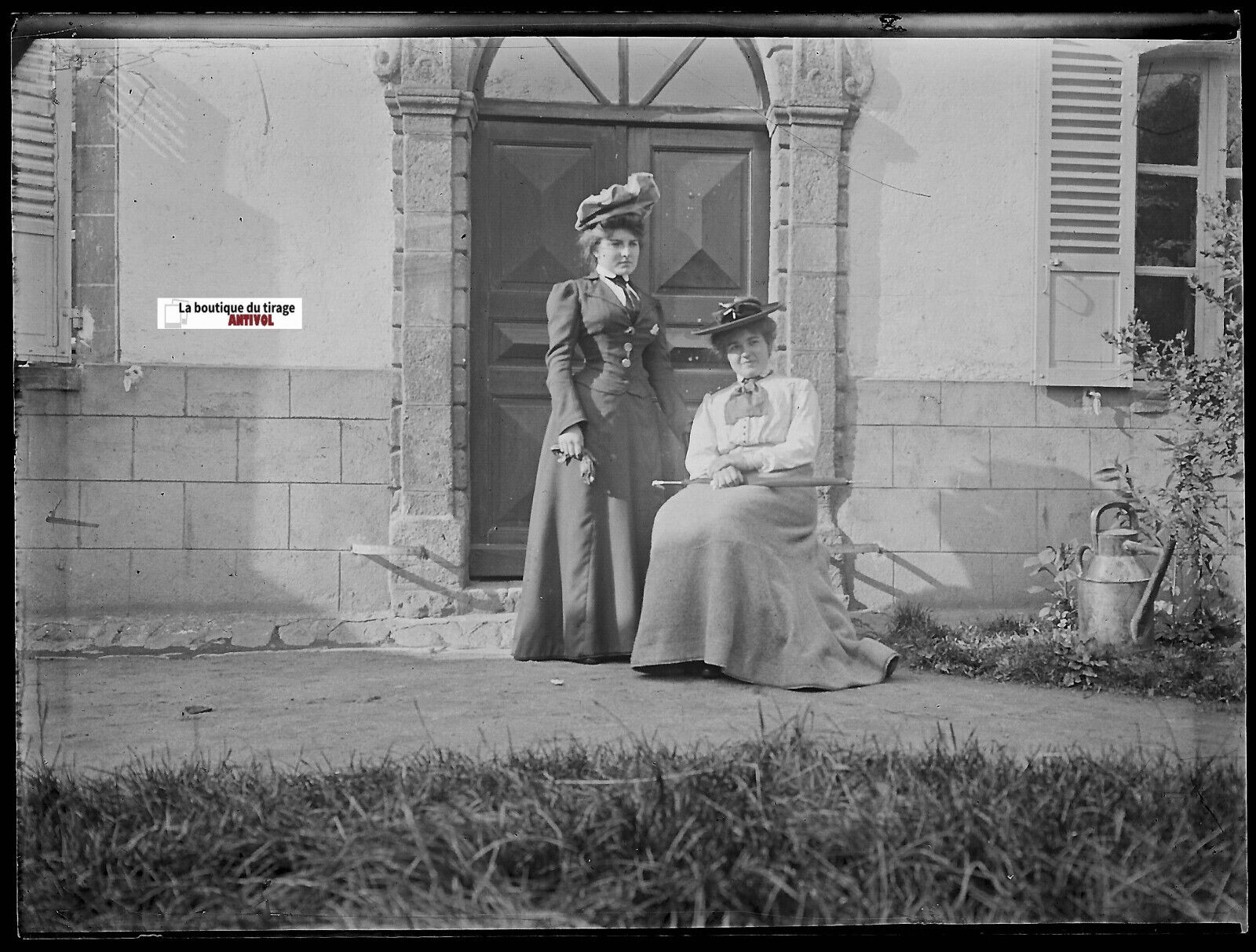 Dames en robe, Plaque verre photo ancienne, négatif noir & blanc 9x12 cm