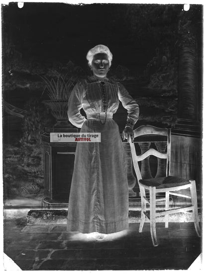 Plaque verre photo ancienne négatif noir et blanc 9x12 cm femme glass plate 