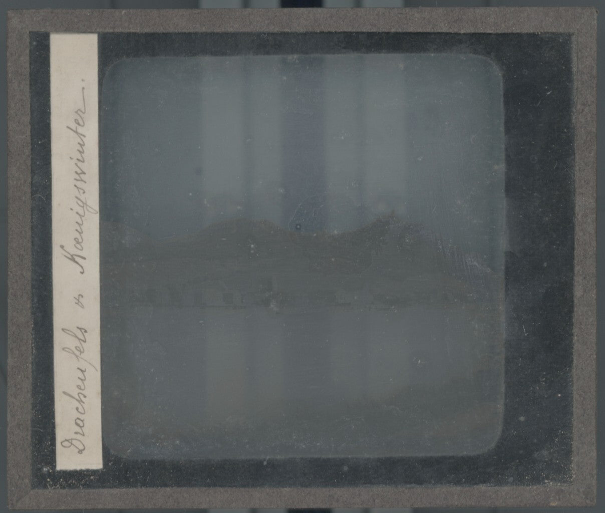 Drachenfels et Königswinter, photo verre, noir & blanc, positif 8,5x10 cm