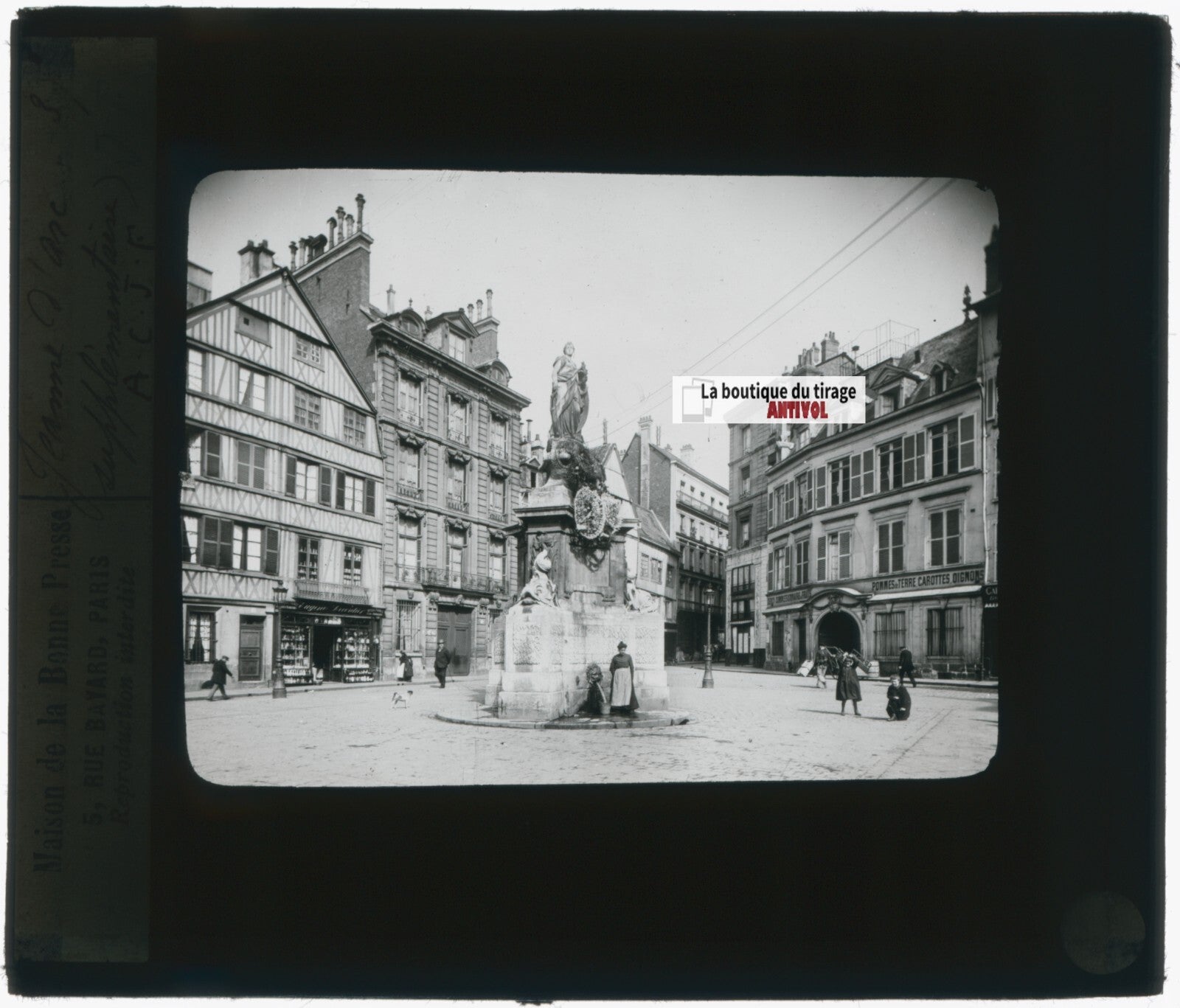 Statue Jeanne d'Arc, Rouen, photo plaque verre, noir & blanc, positif 8,5x10 cm