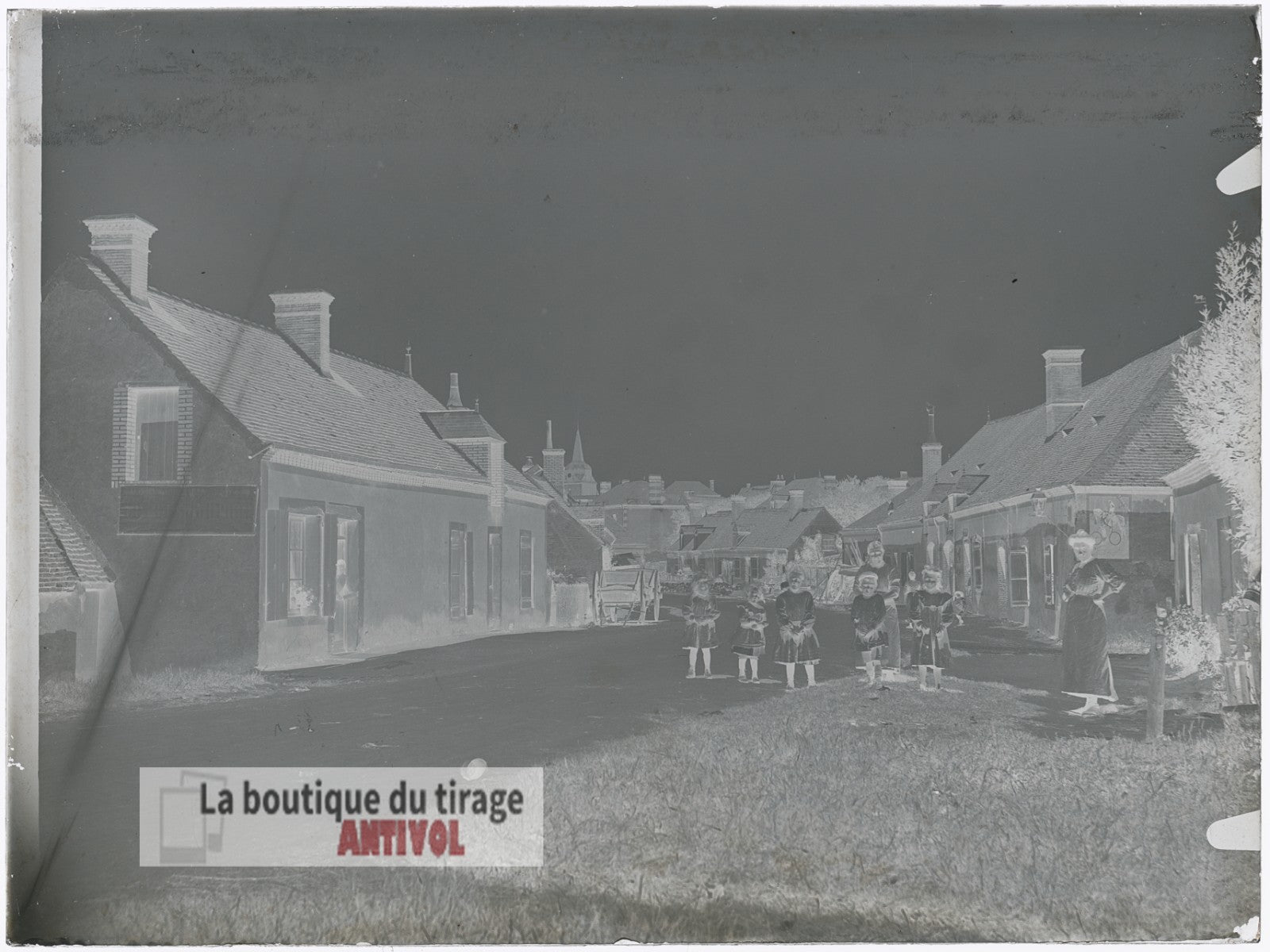 Enfants et familles, village, plaque verre, photo ancienne, négatif 9x12 cm