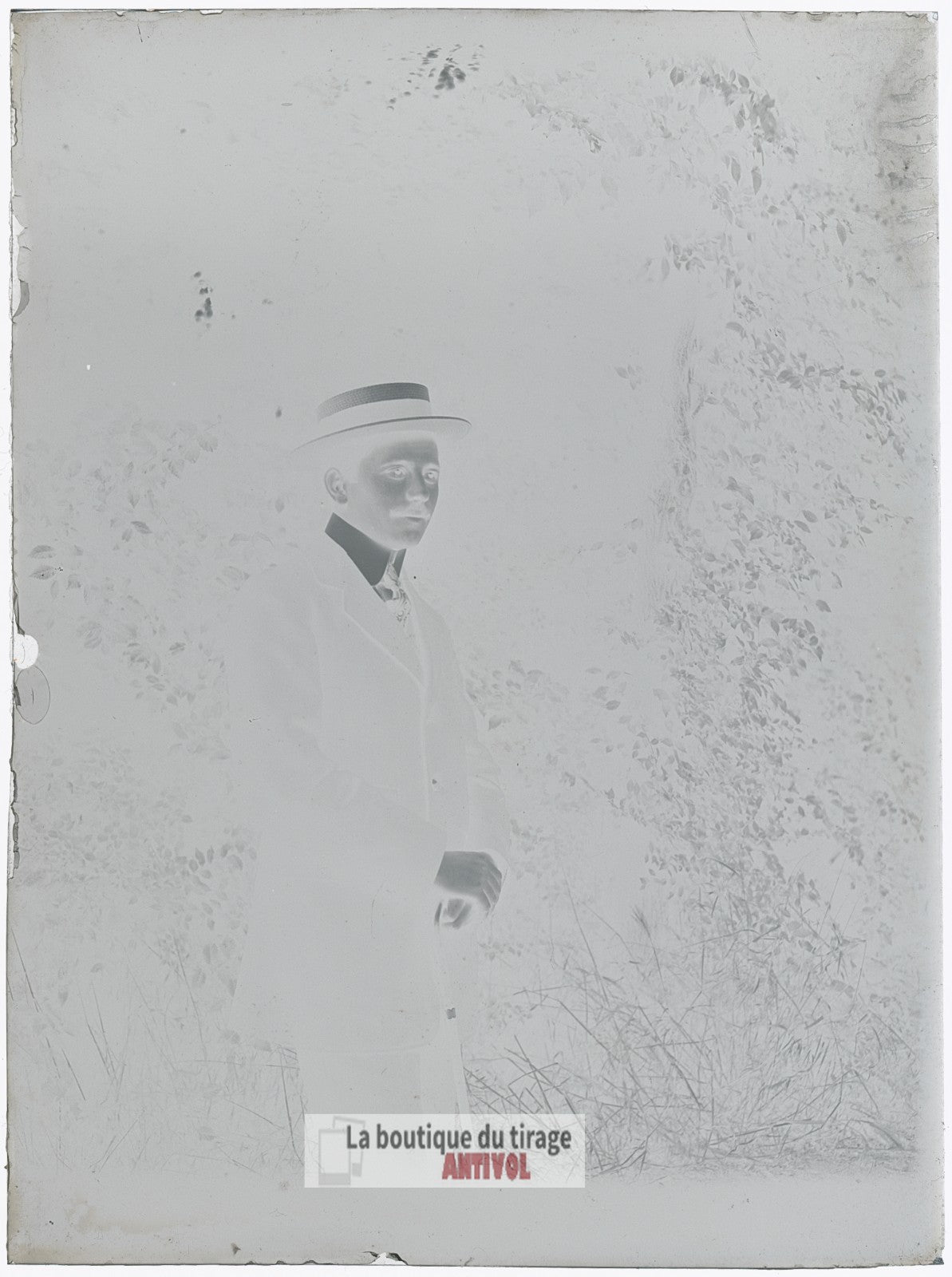 Homme, personnage, promenade, plaque verre, photo ancienne, négatif 9x12 cm