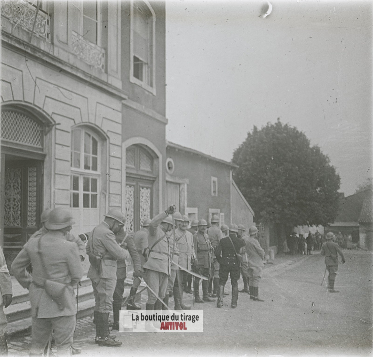 Soldats, village, guerre WW1, plaque de verre photo ancienne stéréo 6x13 cm