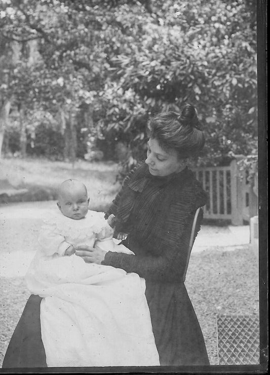 Plaque verre photo ancienne négatif 6x9 cm femme bébé vintage original - La Boutique Du Tirage 