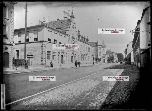 Plaque verre photo ancienne négatif noir et blanc 13x18 cm Saint-Louis Alsace