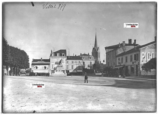 Plaque verre photo ancienne positif noir et blanc 13x18 cm Vittel Vosges place