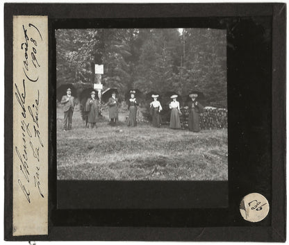 Femmes robe, nature, Gérardmer, Vosges, photo plaque de verre, positif 8,5x10 cm