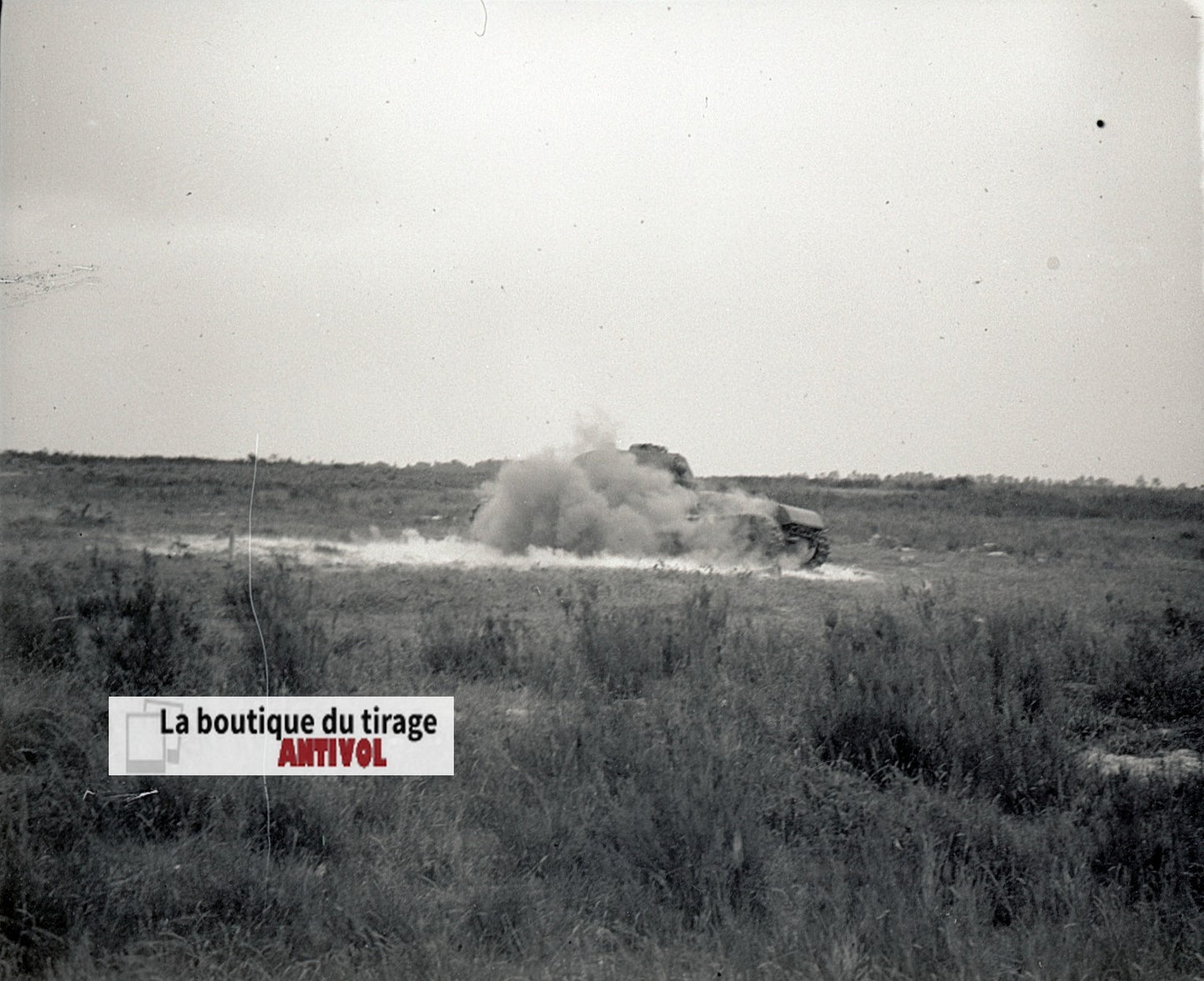 Camp du Ruchard, char, plaque verre, photo ancienne, négatif N&B 6x13 cm