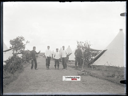 Soldats, Camp militaire, plaque verre, photo ancienne, négatif N&B 9x12 cm