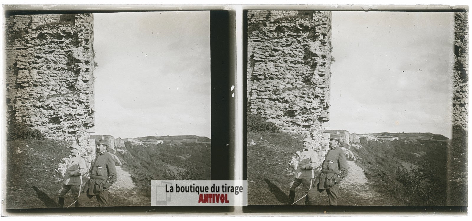 Officiers français, ruines, WW1, plaque verre photo ancienne stéréo 6x13 cm