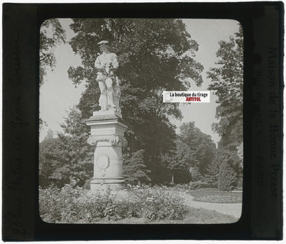 Statue Jean Cousin, Sens, photo plaque verre, noir & blanc, positif 8,5x10 cm