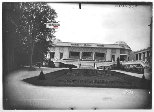 Plaque verre photo ancienne positif noir et blanc 13x18 cm Vittel Vosges Hôtel