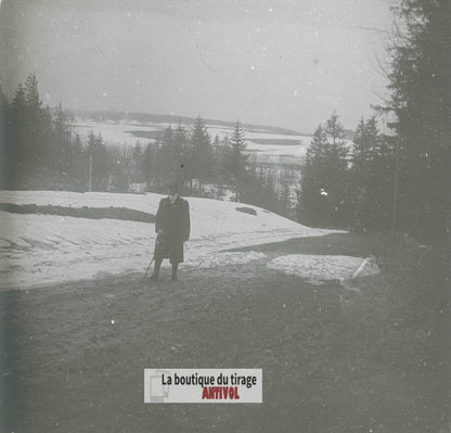 Promeneur solitaire, hiver, plaque verre stéréo, photo ancienne 4,5x10,7 cm