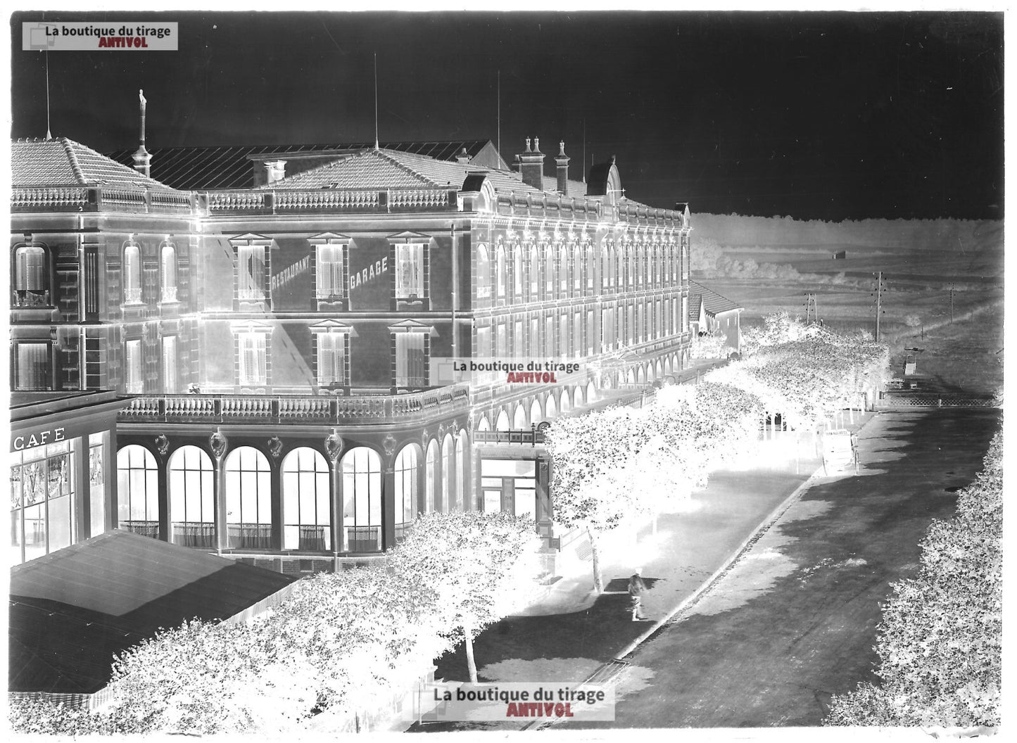 Plaque verre photo ancienne négatif noir et blanc 13x18 cm Vittel hôtel Terminus