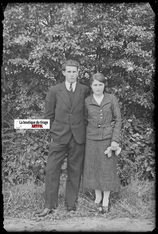 Couple, amour, Plaque verre photo ancienne, négatif noir & blanc 10x15 cm France