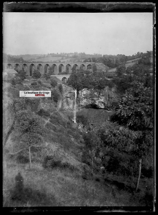 Plaque verre photo ancienne négatif noir et blanc 6x9 cm Cascade de Salins - La Boutique Du Tirage 