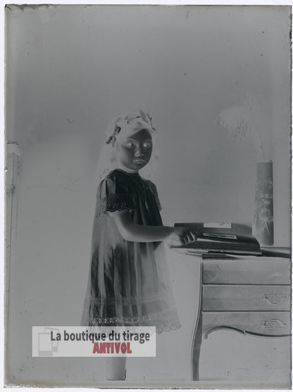 Portrait jeune fille, enfant, plaque verre, photo ancienne, négatif 9x12 cm
