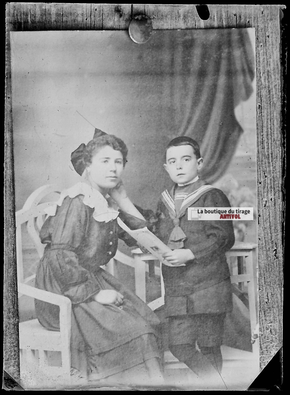 Plaque verre photo ancienne négatif noir et blanc 6x9 cm personnages France