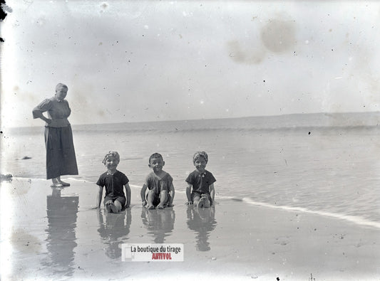 Berck-sur-Mer, baignade enfants, plaque verre photo ancienne, négatif 9x12 cm