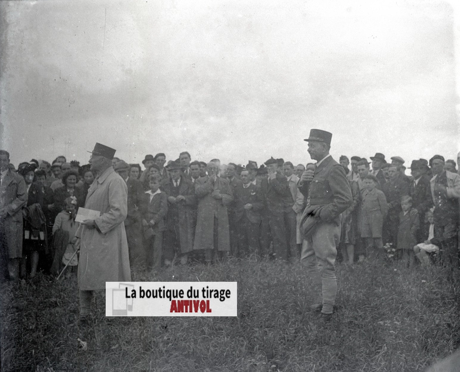 Cérémonie militaire France, plaque verre, photo ancienne, négatif N&B 6x13 cm