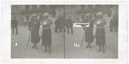 Personnages, Longchamp, Paris, plaque verre stéréoscopique, positif 8,5x17 cm