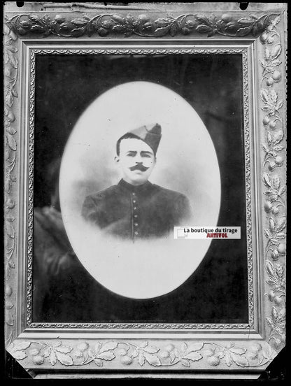 Plaque verre photo ancienne négatif noir et blanc 9x12 cm soldat France tableau