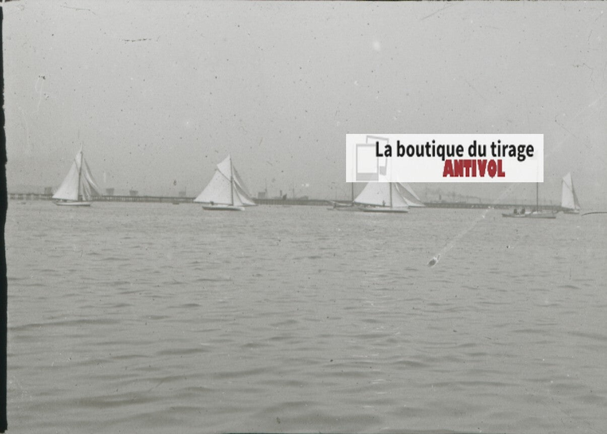 Japon, Bateaux, voiliers, photo plaque verre, noir & blanc, positif 8,5x10 cm