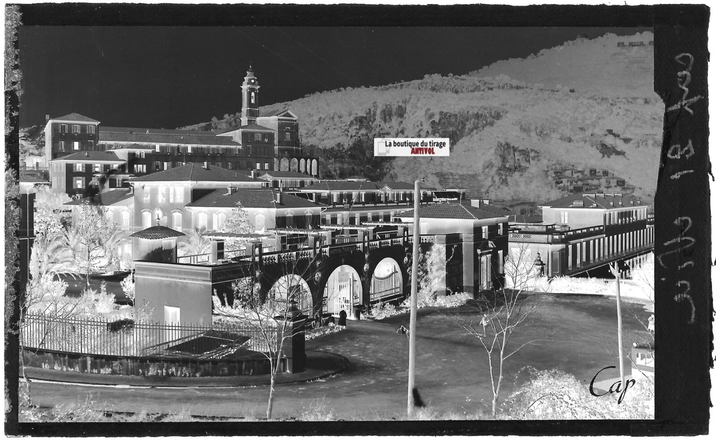 Plaque verre photo négatif noir & blanc 9x14 cm, Nice, hôpital Pasteur, abbaye